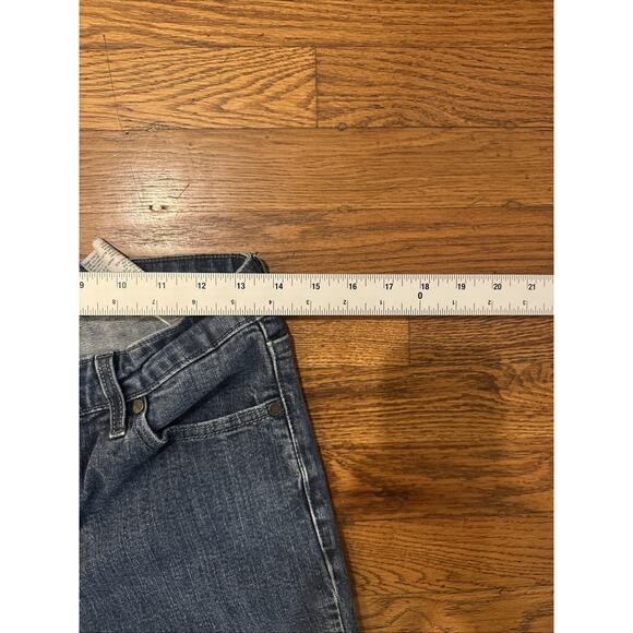 Levi’s Jeans Women Blue 30x32 Mid Rise Skinny Designs On Back Pockets - Picture 9 of 15